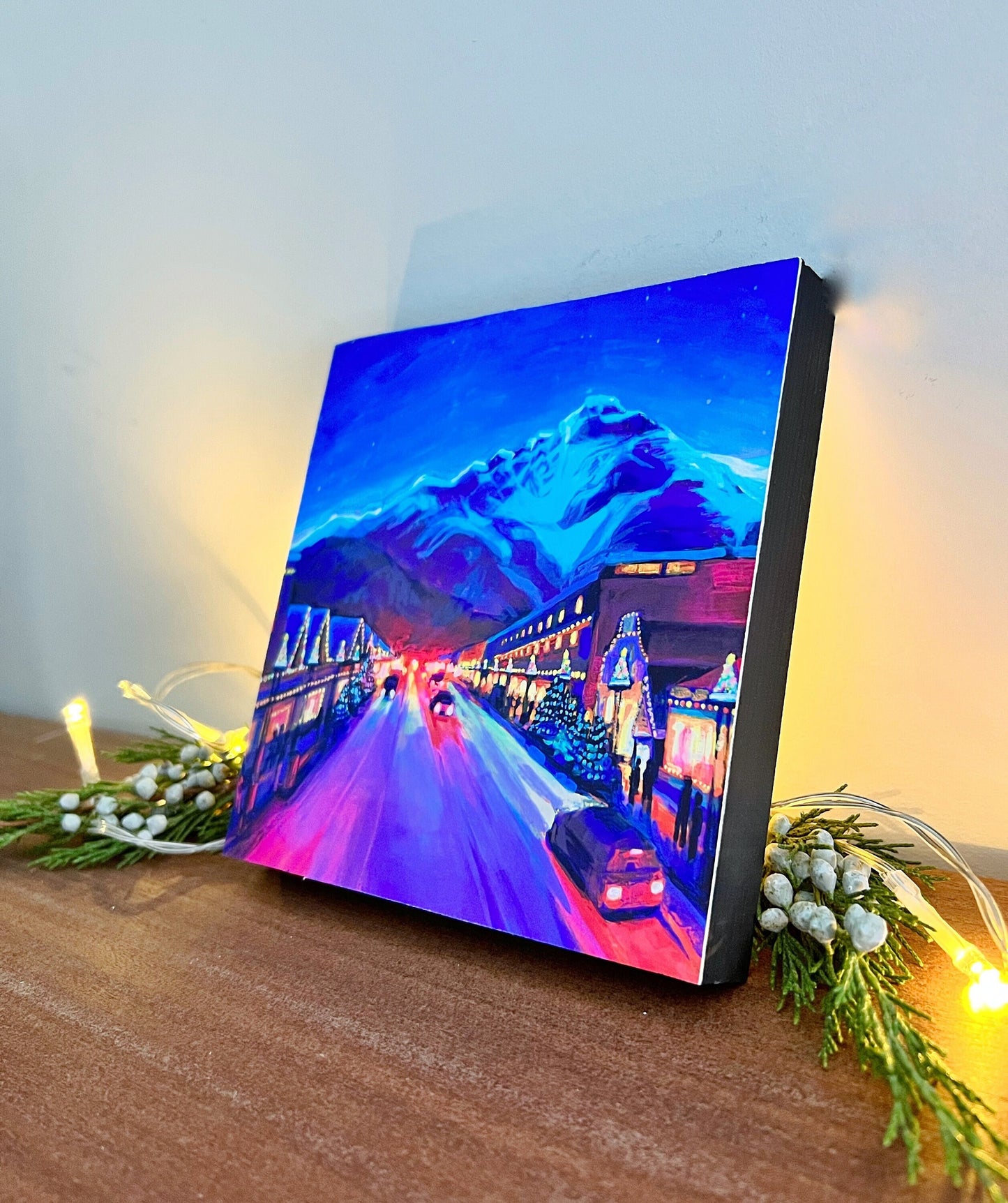 Panneau 6 x 6 à montage encastré « Festive Banff Avenue »