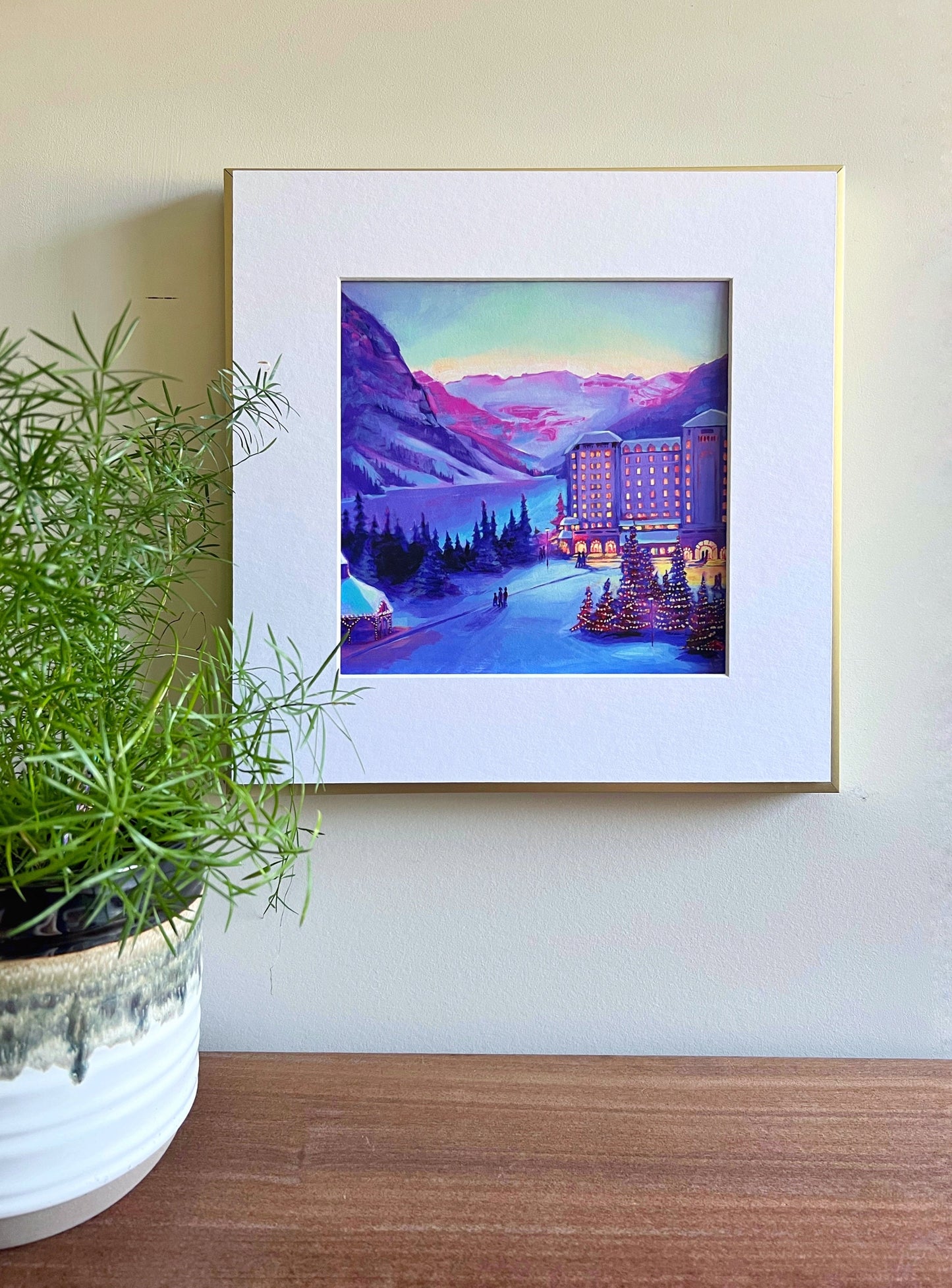 « Une nuit tranquille au château » Lake Louise Matted Art Print 8x8